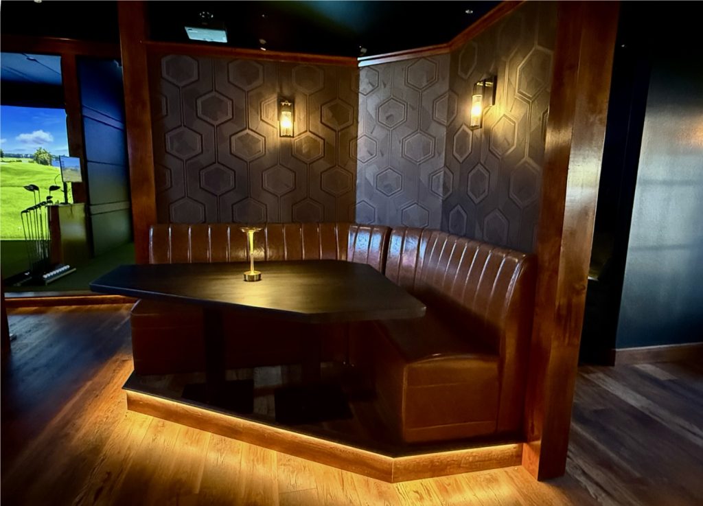 Indoor Golf Bar in Zephyr Cove NV