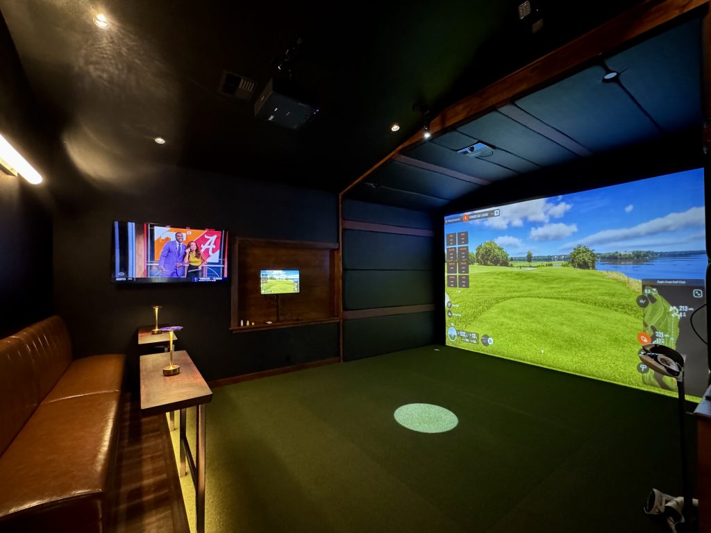 Indoor Golf Simulator in Zephyr Cove NV